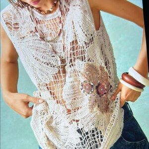 012. Cream Cropped Cut Out Tank Top